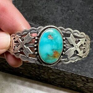 Vintage Native American Sterling Silver Turquoise Open Cuff Bracelet